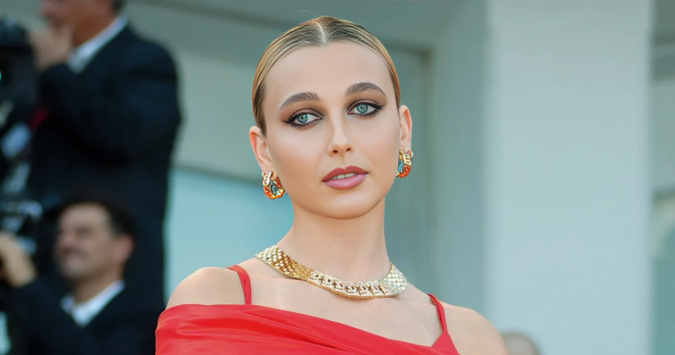 emma chamberlain net worth